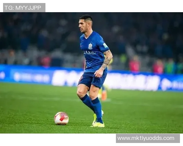 路易斯怒斥申花金畅回应经纪人夸大中超球队需求与高价要求